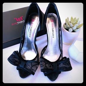 Kimora Lee Simmons’s Just Fabulous Bow Toe Pumps